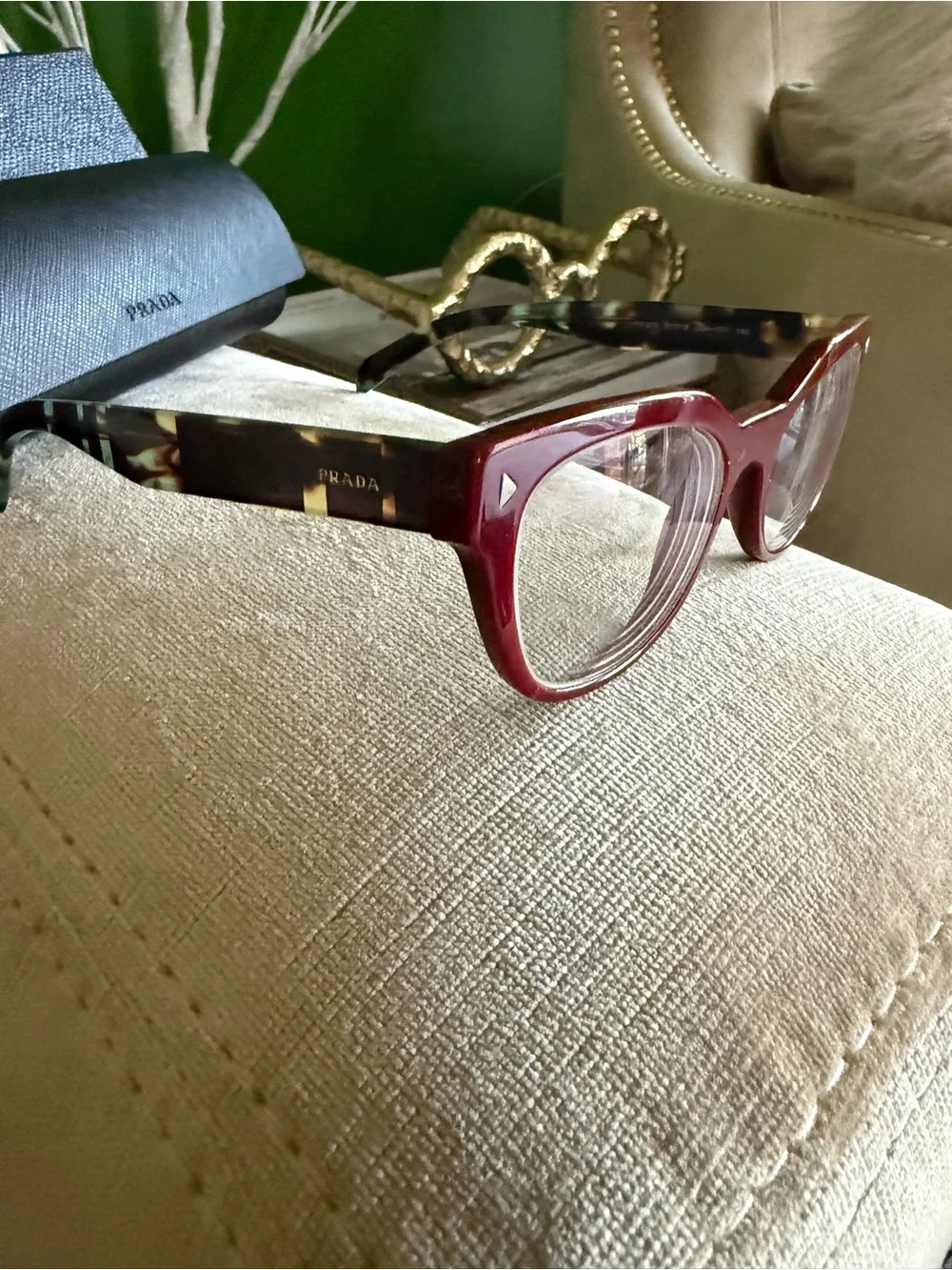 Prada VPR 21S USH 101 Burgundy Red Tortoise Eyeglass Frames 51-19-140 w/Box/Cas